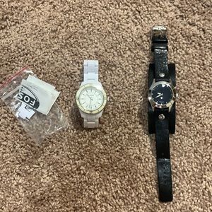 Two excellent used condition women’s Fossil watches